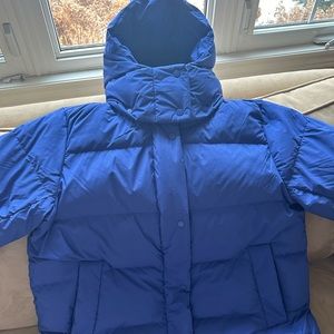 NWT Lululemon Wonder Puff in Psychic
